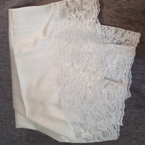 Maxi length half slips - Picture 3 of 8